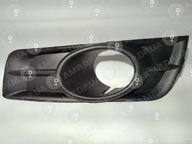 Решітка у бампері права POLCAR 250827-4