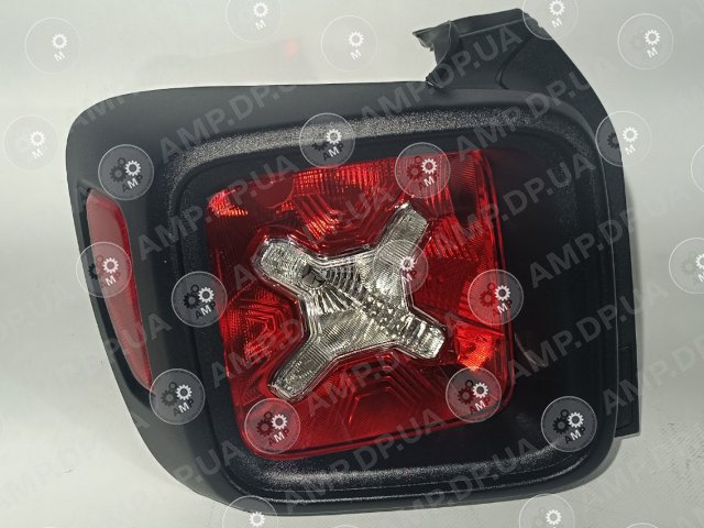 Ліхтар задній Jeep RENEGADE, 2014- POLCAR 34L187-E
