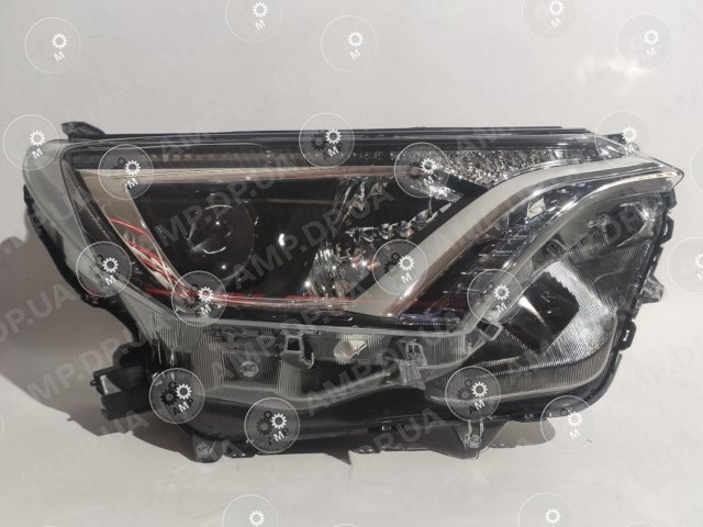 Фара права Toyota RAV4 (XA40), 2015- POLCAR 81X3100E
